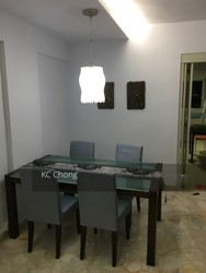 Blk 208 Jurong East Street 21 (Jurong East), HDB 3 Rooms #201461912